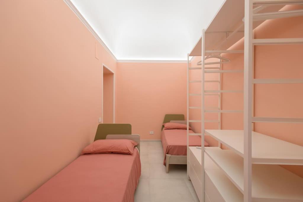 Alessia Holiday House 90Mq Salerno Centro Buitenkant foto